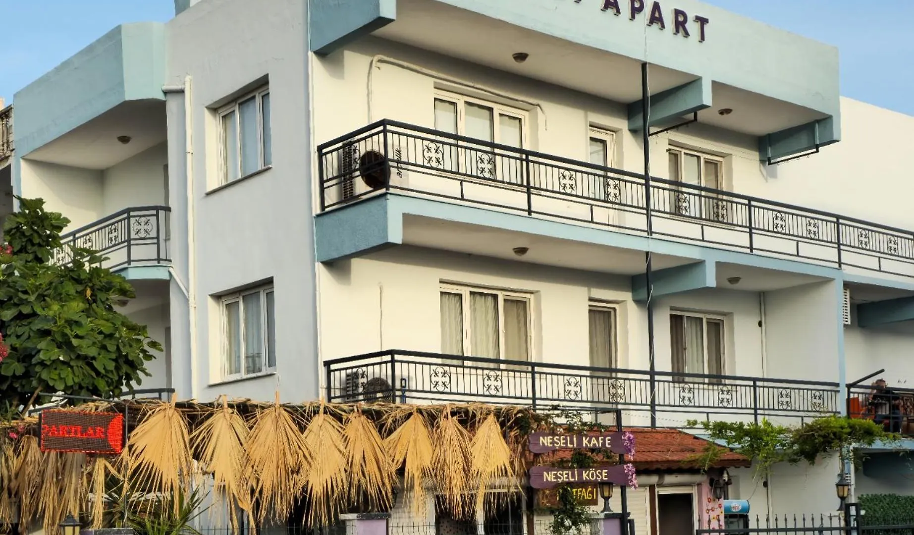 Neseli Apart Bahce Cafe Seferihisar 0*,  Turquie